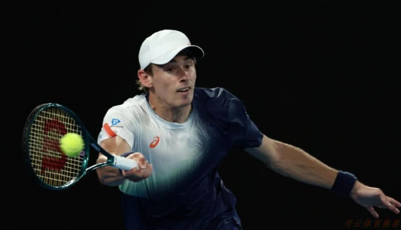 开云体育链接：ATP大师赛总决赛：辛纳VS德米纳尔