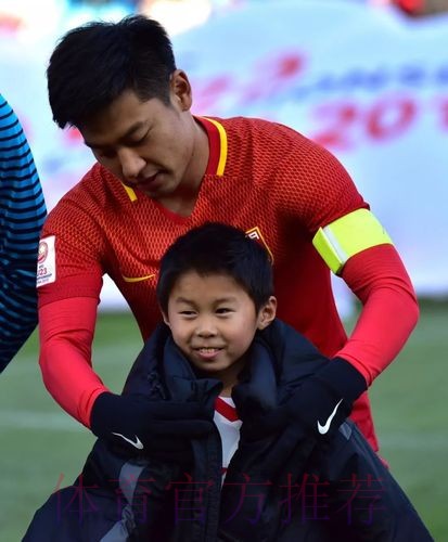 我们的故事 | U-23国足队长何超:我没有偶像但我有梦想 我们的故事 | U-23国足队长何超:我没有偶像但我有梦想